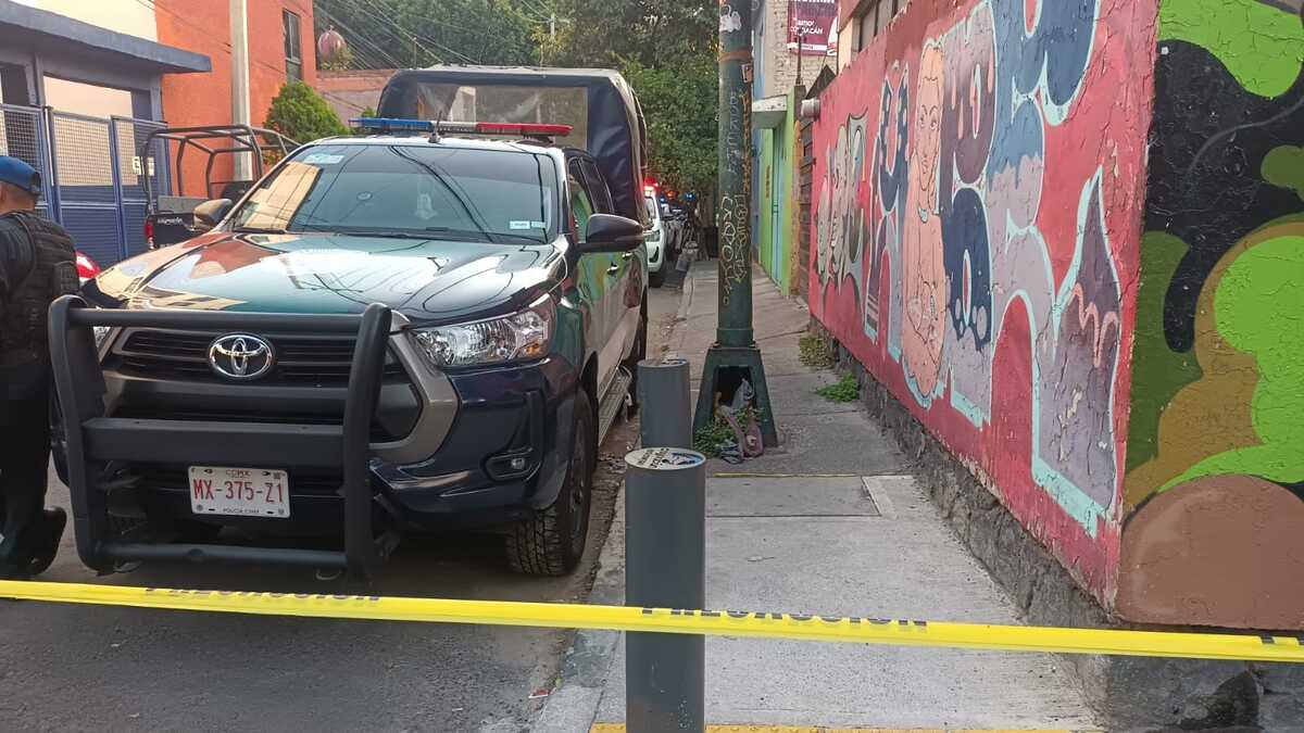 El accidente ocurrió desde el segundo piso del edificio.