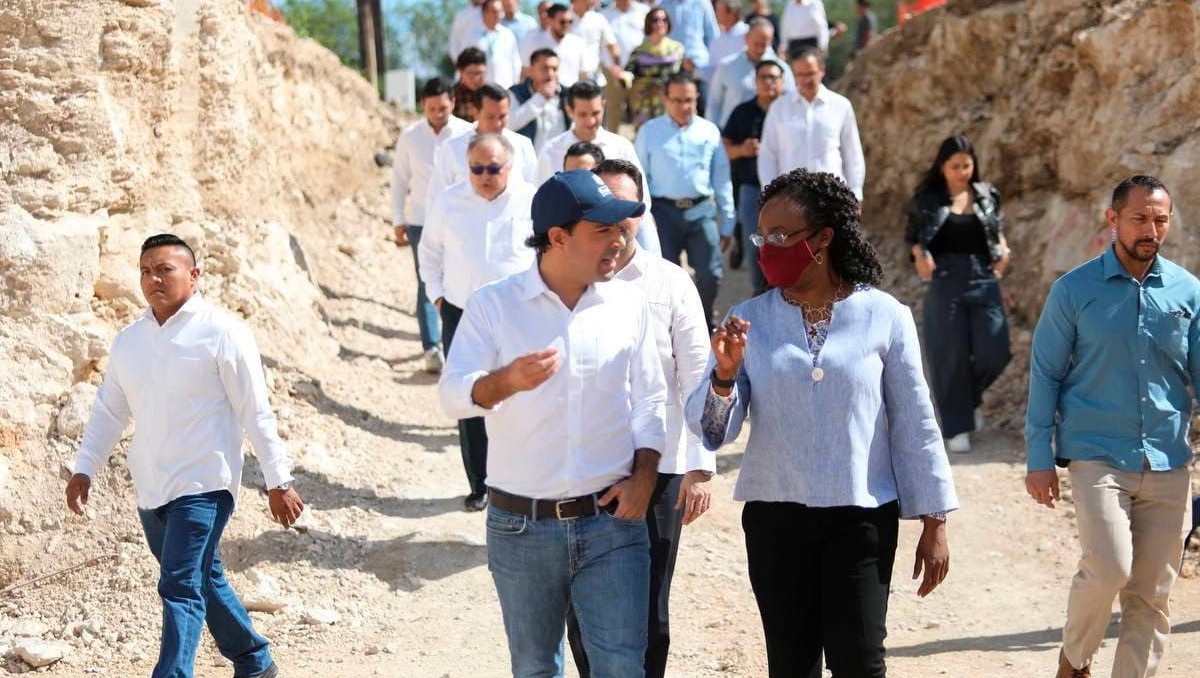 Mauricio Vila Dosal en el inicio de los trabajos de construcción de la Torre Indico | Especial