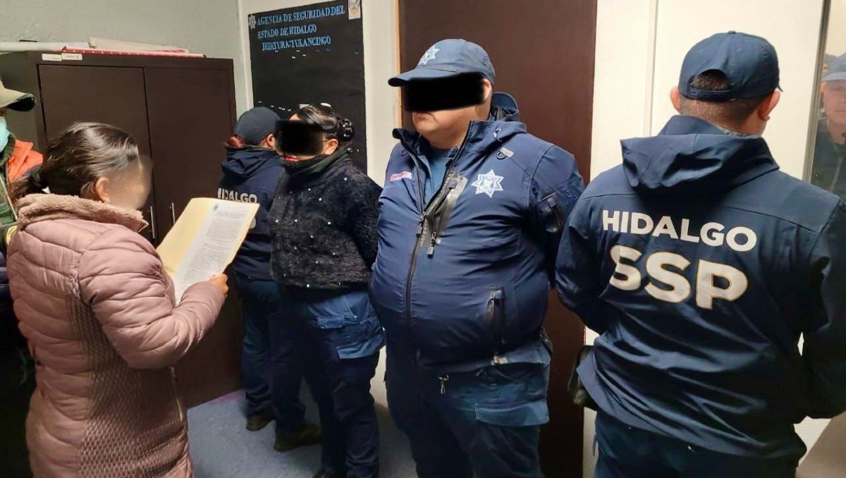 Policías estatales fueron detenidos.