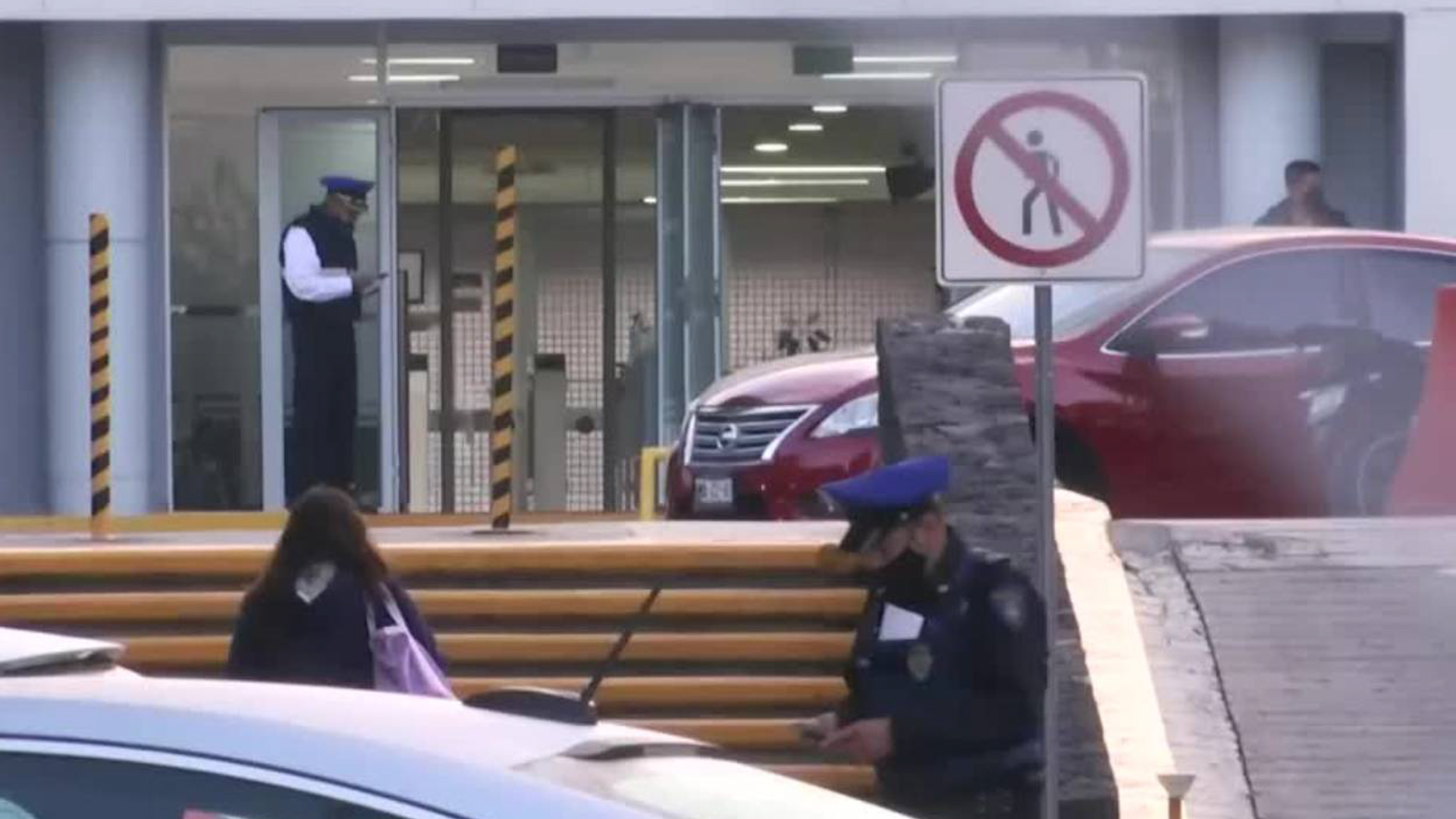Dan prisión preventiva a 8 militares implicados en caso Ayotzinapa