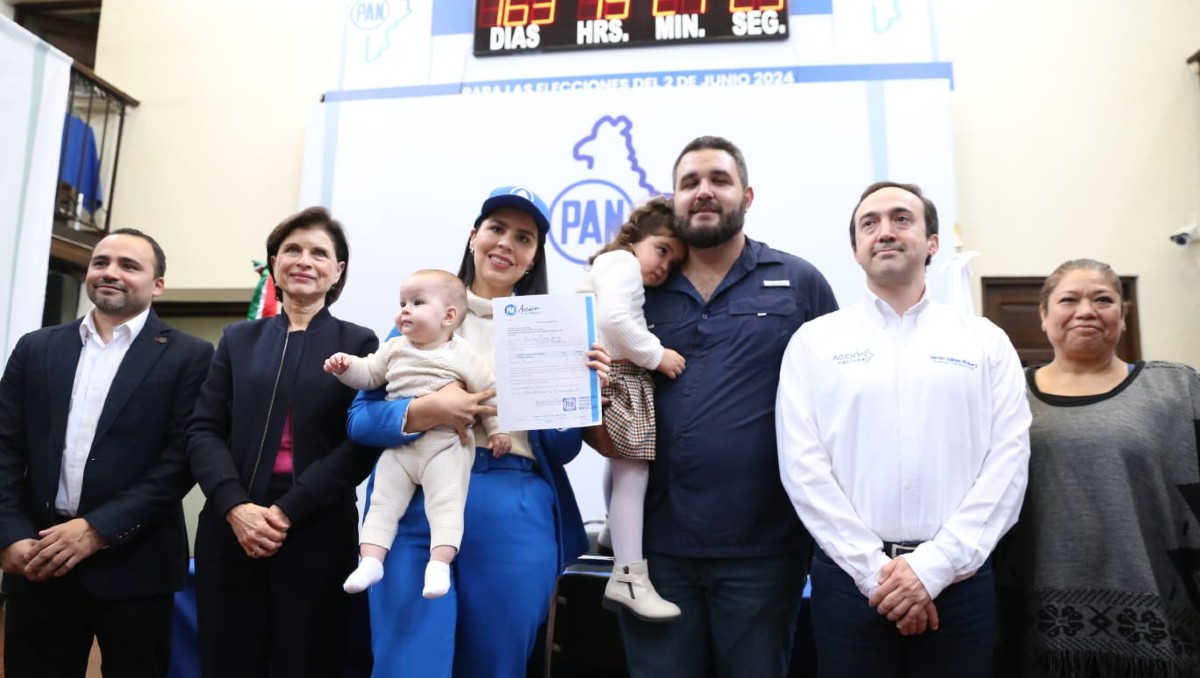 La apertura la inició la actual presidenta municipal de Parás, Ana Iza Oliveira, en busca de la reelección. Foto: Raúl Palacios