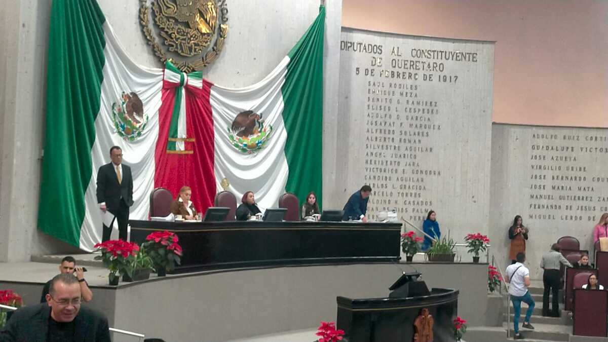 Marlon Ramírez lidera nueva bancada tras cambios del PRI en el Congreso de Veracruz | Isabel Zamudio
