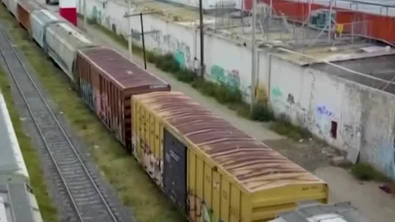 ¿Cómo aborda COPARMEX la reanudación de cruces ferroviarios en Eagle Pass?