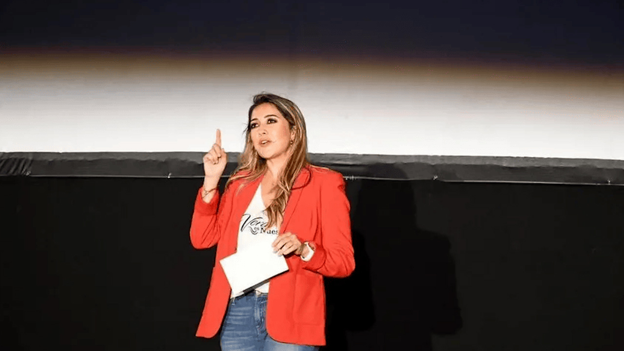 Anilú Ingram seguirá como diputada independiente en tras renunciar al PRI en Veracruz