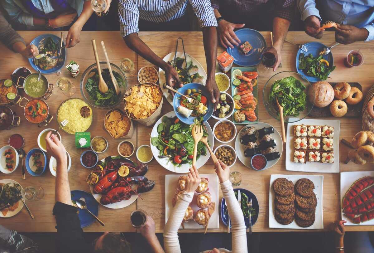 El 66 por ciento de los consumidores están buscando alimentos y bebidas que les brinden beneficios para la salud. (Cortesía)