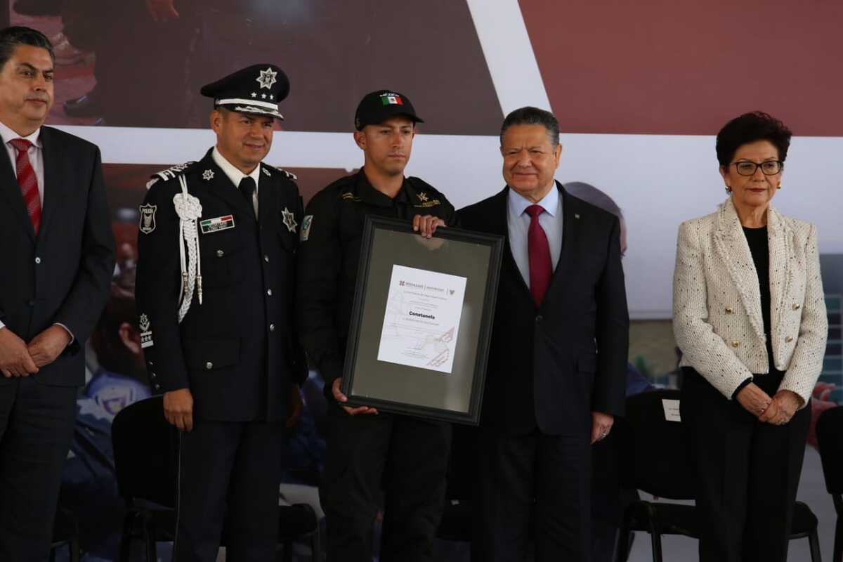 Entrega de estímulos a policías en Hidalgo. (Maribel Calderón)