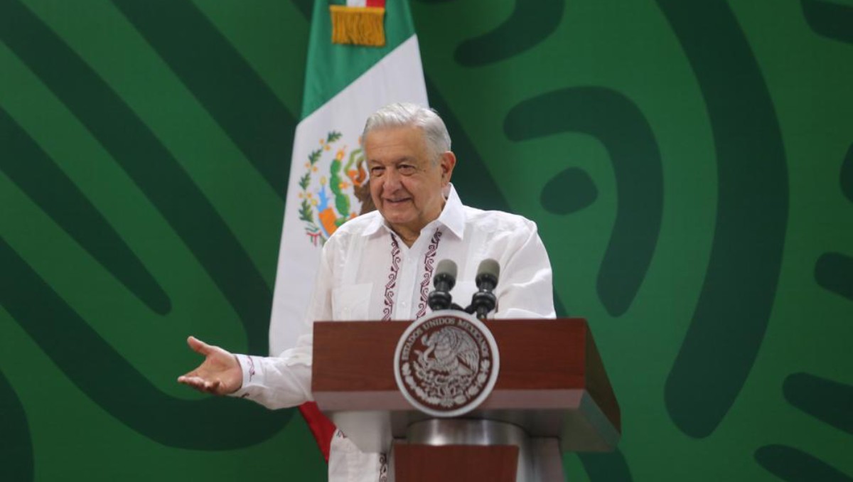 El presidente Andrés Manuel López Obrador durante su gira por Oaxaca. Foto: (Jorge Carballo)