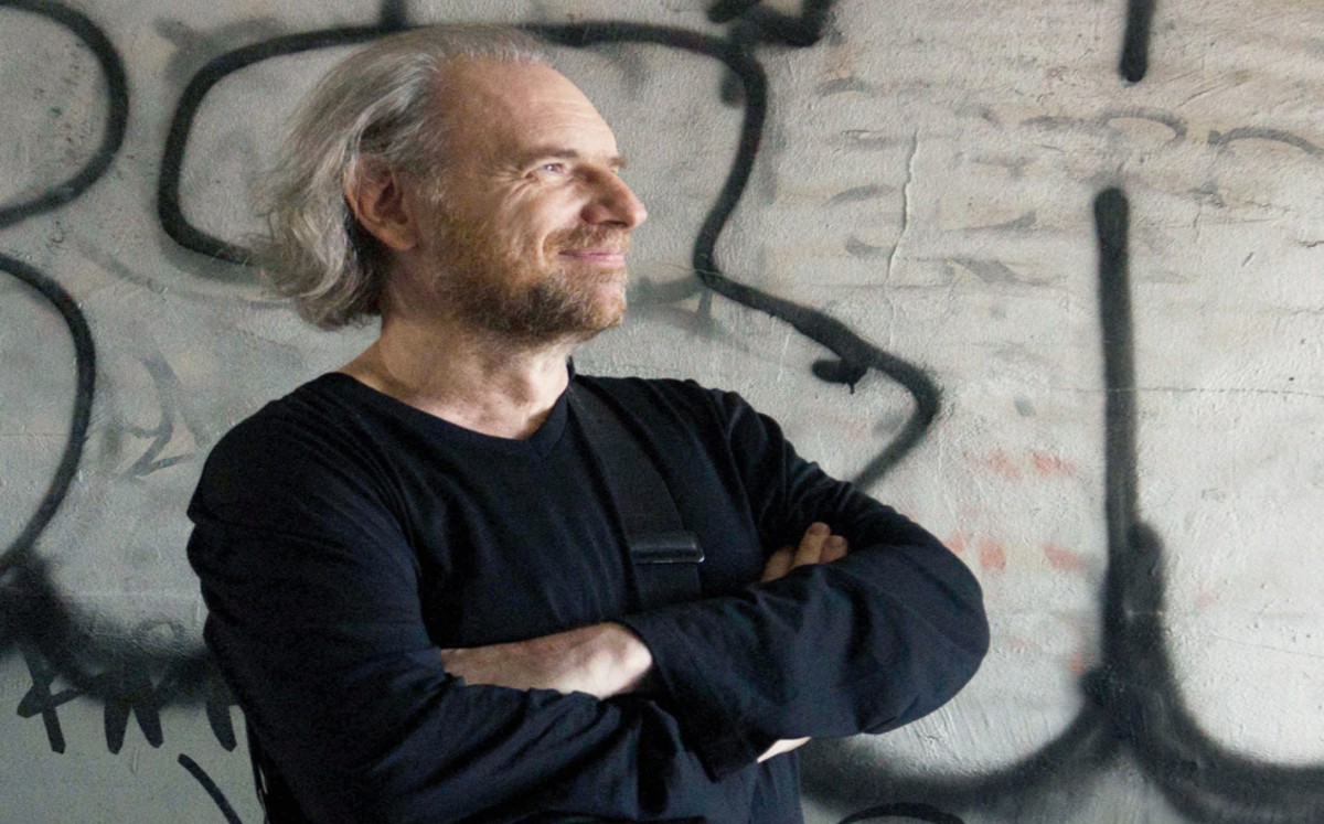 Daniel Mordzinski fotografiado por Silvio Rodríguez. FOTO: Cortesía