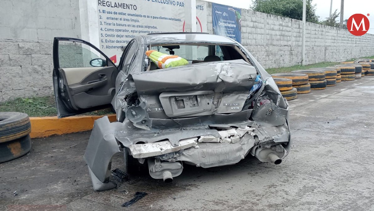 Familia de Monterrey que viajaba a Tampico sufre accidente en Altamira