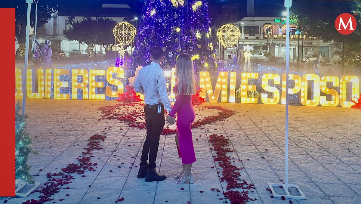 Mujer pide a su novio que se case con ella | ESPECIAL