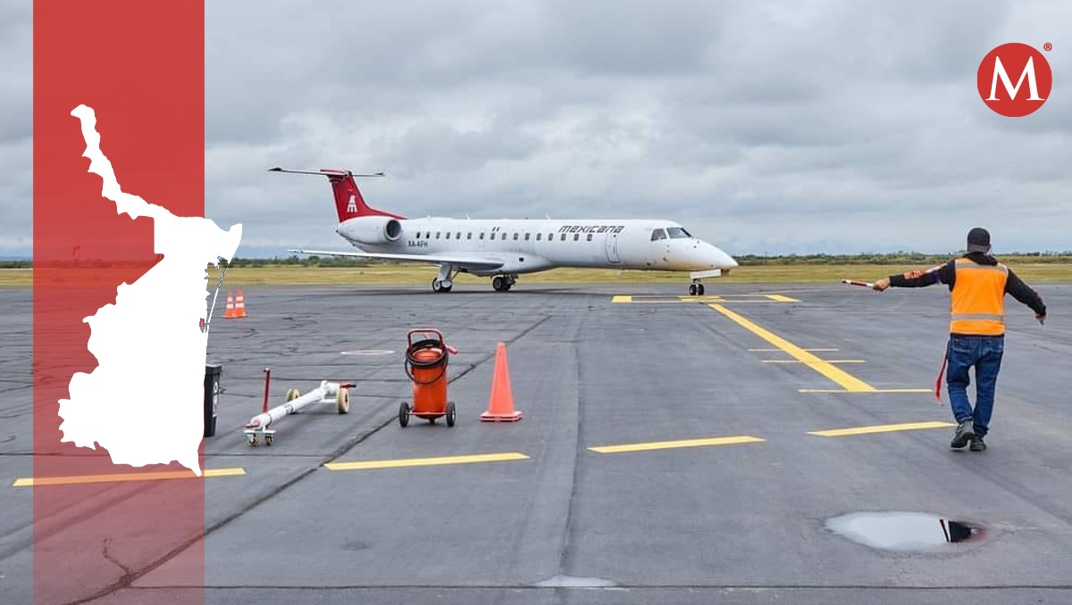 Avión de la compañía Mexicana en su aterrizaje a Ciudad Victoria.