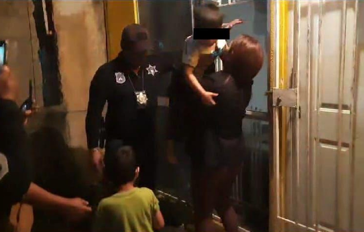 Operativo de rescate de niños abandonados (Especial)