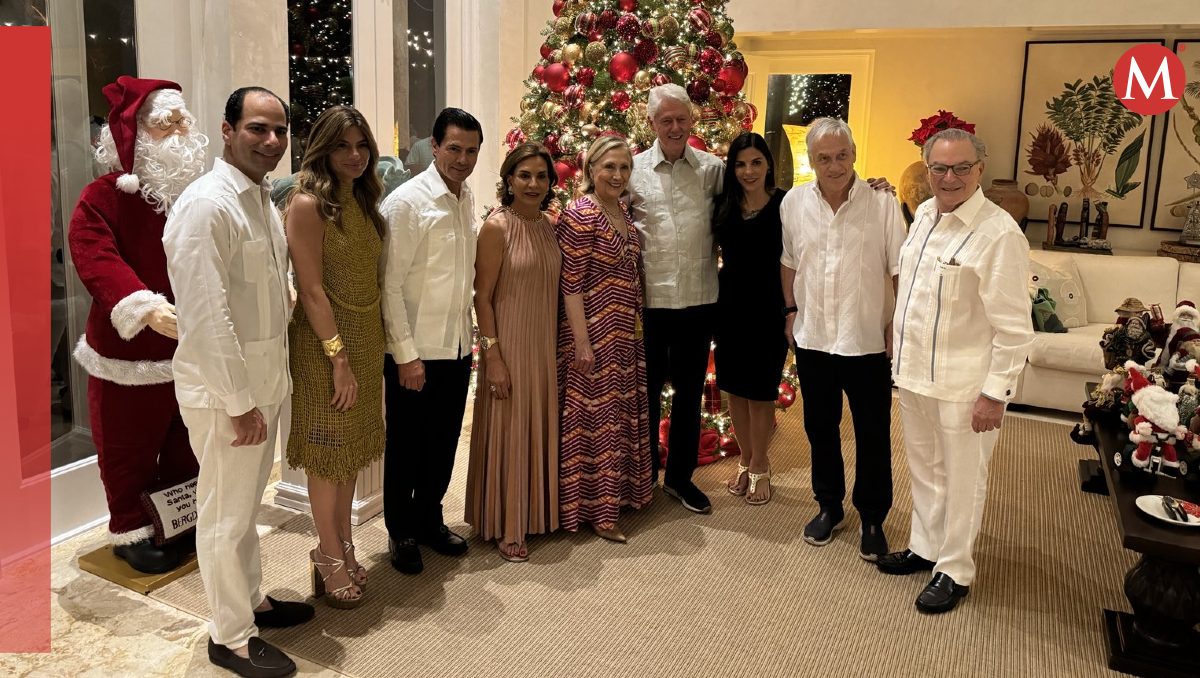El ex presidente reapareció en una foto con varios ex presidentes. | @FrankERainieri