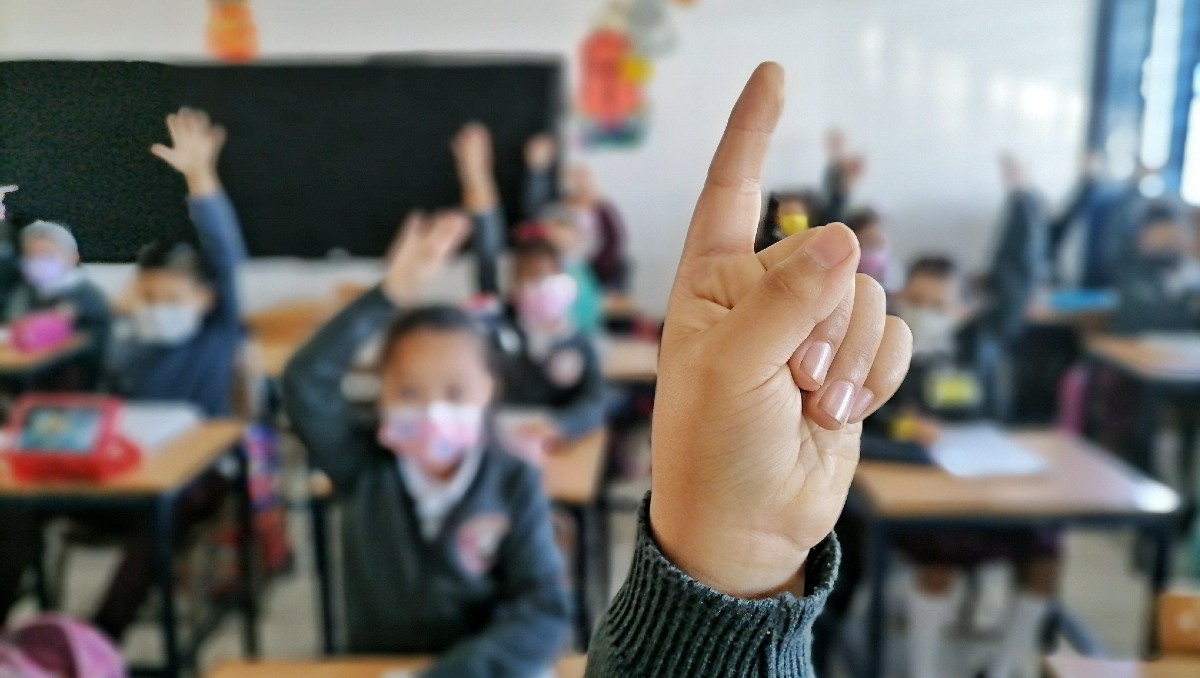 Alumnos de escuelas en Jalisco