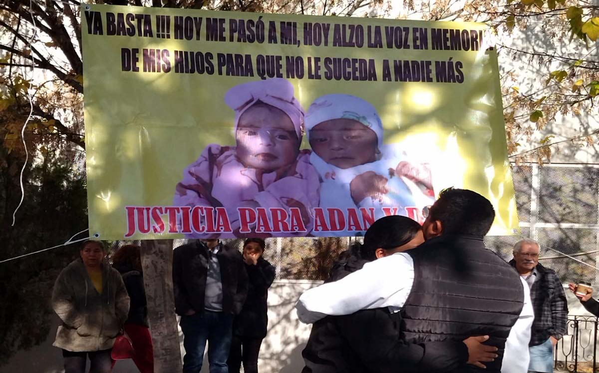 Los padres de los menores se manifestaron para exigir justicia. l Especial