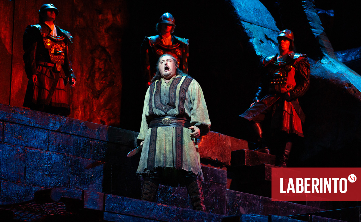 George Gagnidze interpretando a Nabucco. (Foto: Marty Sohl | Met Opera)
