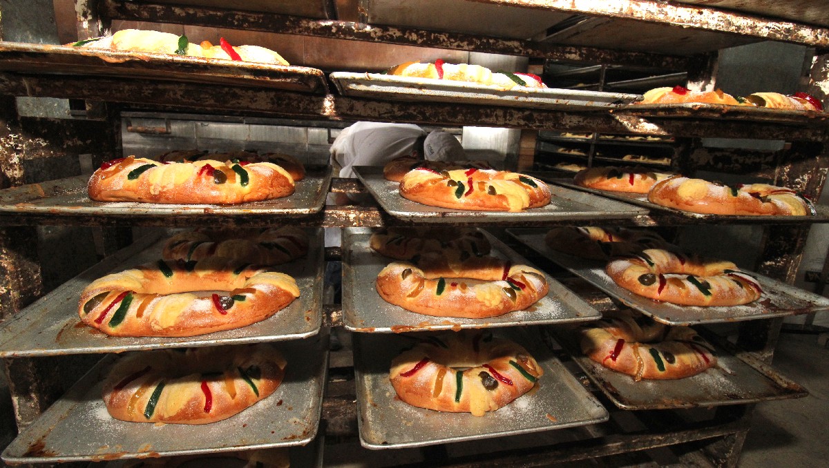 Venta de rosca de reyes en Tampico. (Yazmín Sánchez)