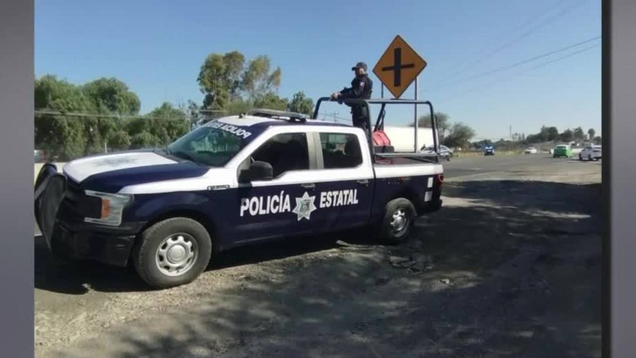 Hallan restos humanos en 2 hieleras y un cuerpo abandonado en Querétaro