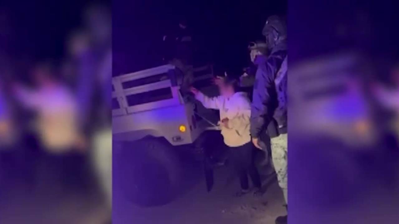 Taxista abandona a madre y sus 3 hijos en zona desértica de Mexicali, Baja California