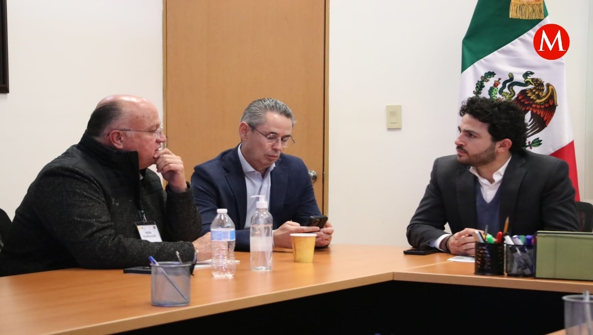 Delegación poblana promoverá mezcal y artesanías en España | Especial