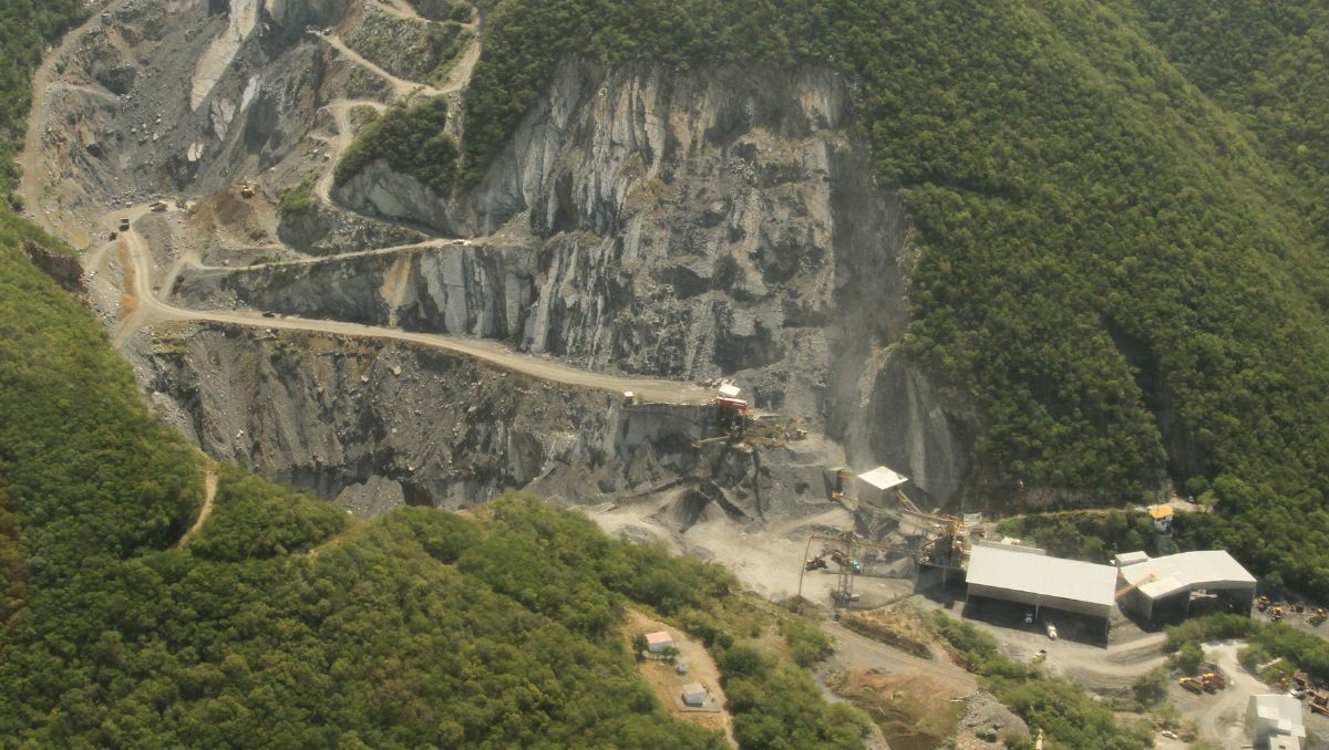 El presidente de los concreteros afirmó que hay un déficit de 20 por ciento entre el precio del mercado y el producto final. Roberto Alanís