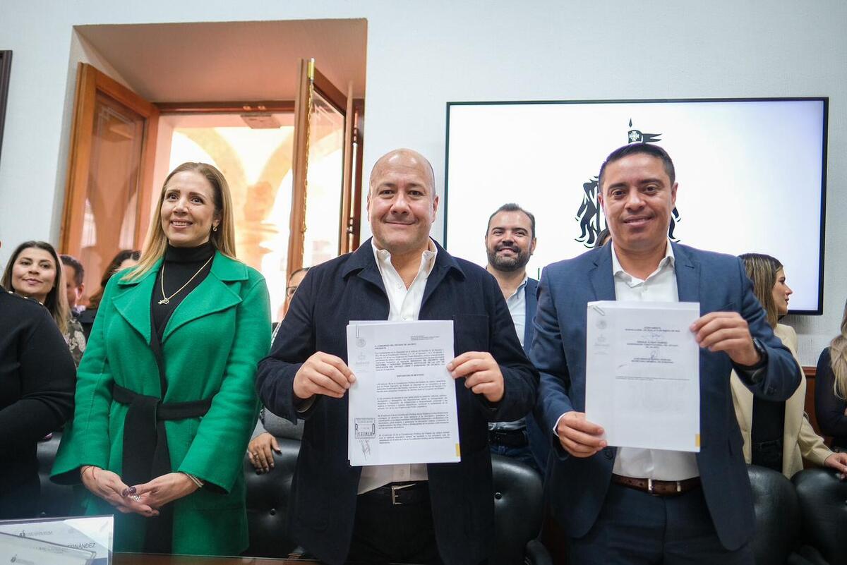 Con esta acción busca garantizar que el programa de uniformes y útiles sea un derecho de las familias jaliscienses