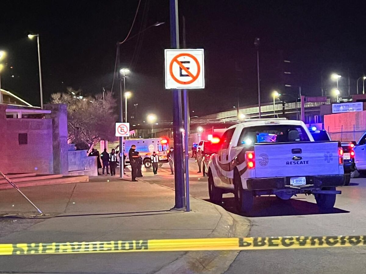 La mujer fue asesinada al interior del estacionamiento del ayuntamiento de Ciudad Juárez. | Especial