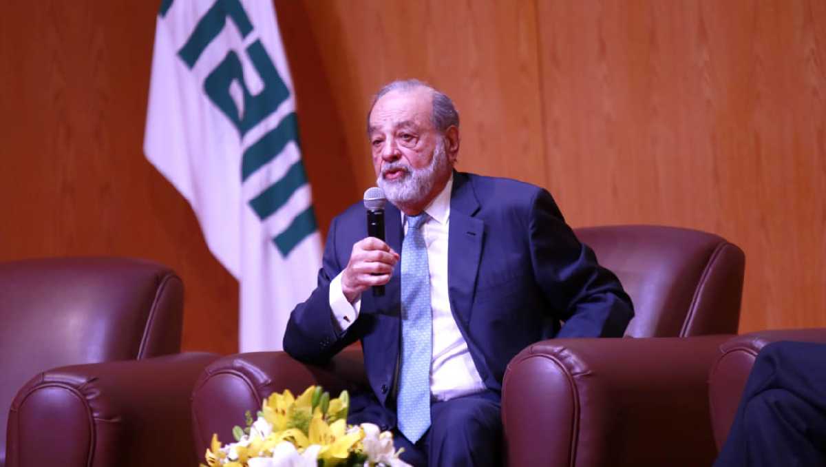 El empresario, uno de los hombres más ricos del mundo, estuvo en el Instituto Tecnológico Autónomo de México (ITAM). | Juan Carlos Bautista