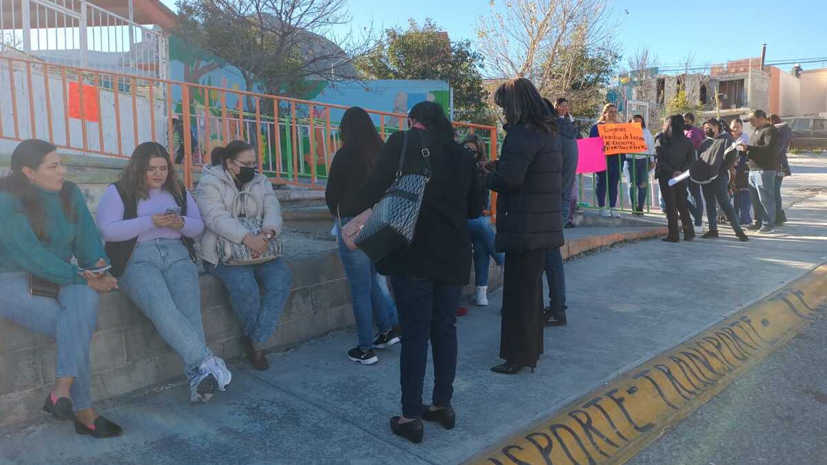 Protesta en kinder de Saltillo. | Especial
