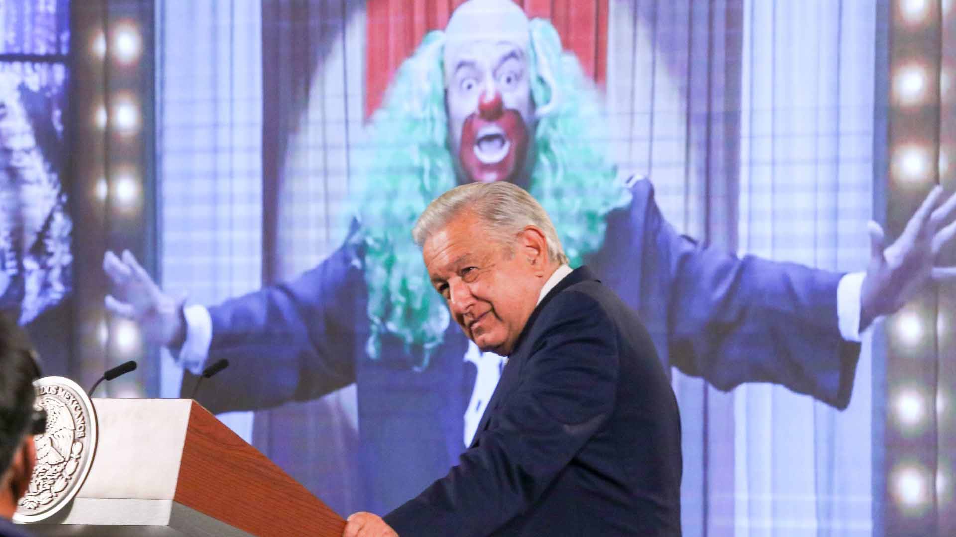 "Antes Brozo era más fino": AMLO le responde por llamarlo dictador