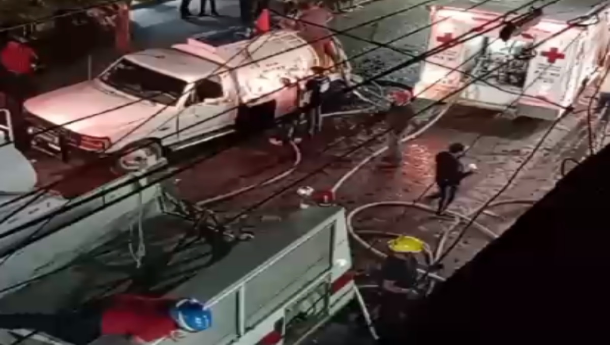 Reportan incendio en el Centro de Tehuacán, Puebla | Especial