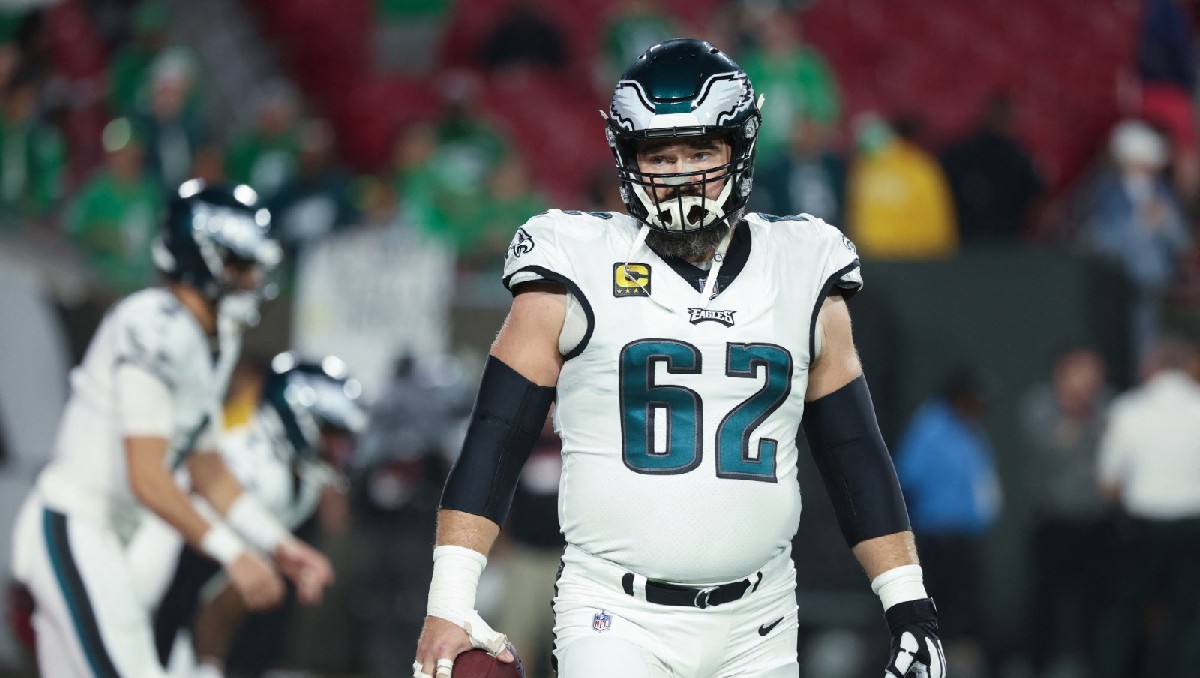Jason Kelce sin una decisión definitiva sobre su retiro de la NFL (Reuters)