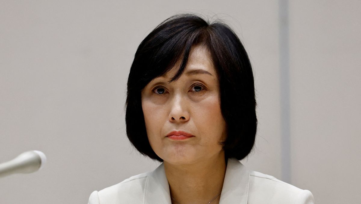 La nueva presidenta de Japan Airlines, Mitsuko Tottori, asiste a una rueda de prensa en Tokio, Japón. Enero de 2024. Foto: (Reuters)