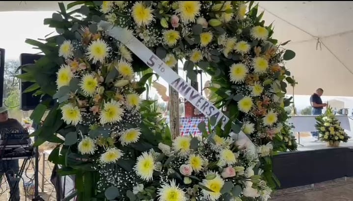Familiares y amigos de victimas por explosión en Tlahuelilpan celebran una misa solemne en el lugar de la tragedia (Fernando Alfonso)