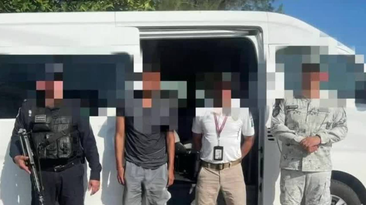 Operativo en Veracruz asegura a 96 migrantes y detienen a 3 por tráfico de personas