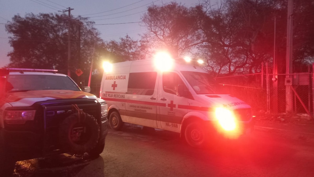 El asesinato movilizó a elementos de la policía, agentes ministeriales y cuerpos de auxilio. Foto: José Luis Marroquín