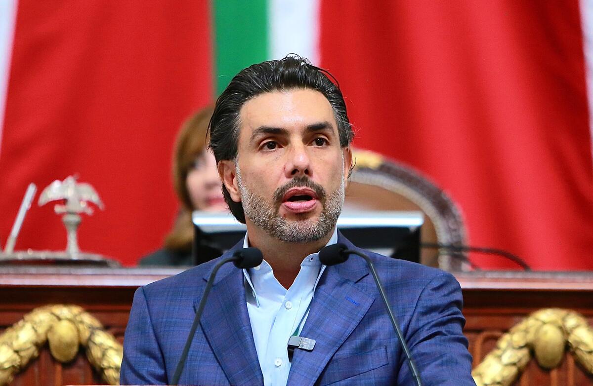 La iniciativa fue planteada por el líder del Partido Verde Ecologista (PVEM), Jesús Sesma.