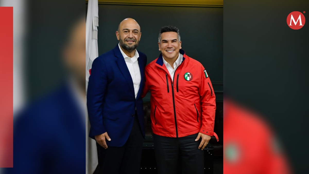 El líder nacional del PRI, Alejandro Moreno, junto a Rodrigo Fuentes Ávila. | Especial