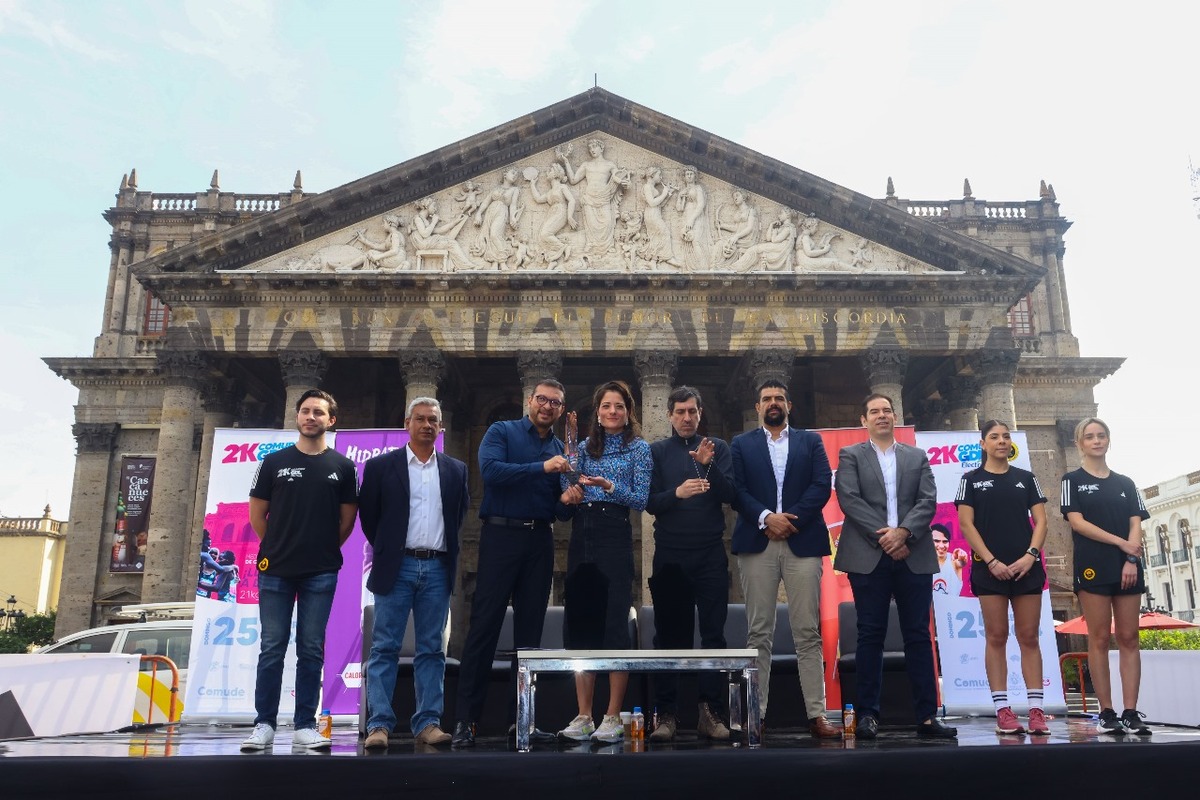 Presentan medallas y equipamiento para el 21K Guadalajara (Cortesía)
