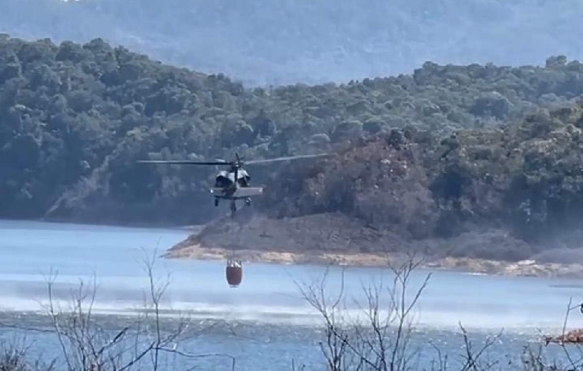Combate a incendios de Colombia (X/@mindefensa)