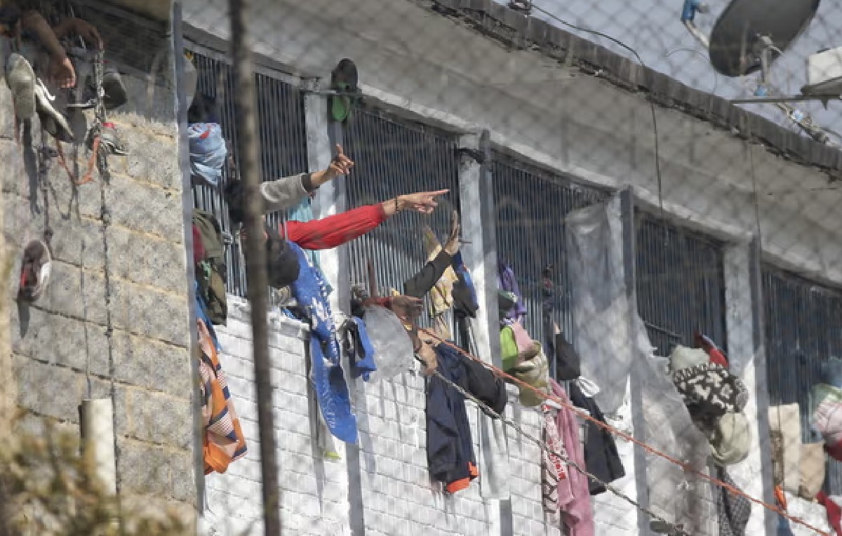 Prisioneros en cárcel La Modelo (AP)