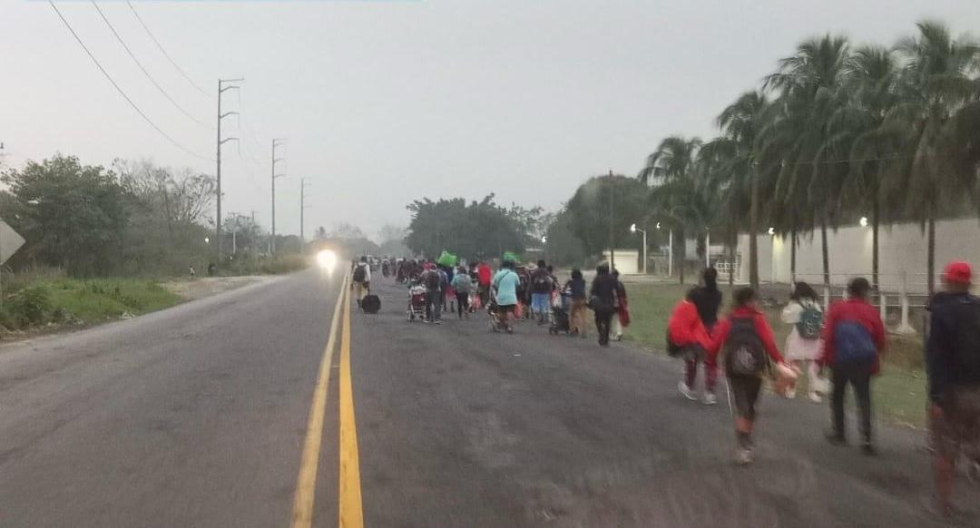 Llega a Cuitláhuac caravana migrante Éxodo de la Pobreza desde Oaxaca | Isabel Zamudio