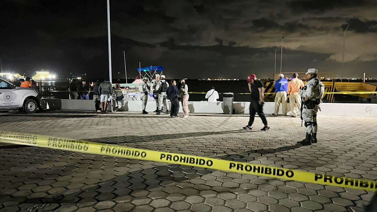 El fiscal de Quintana Roo informó que el hundimiento del barco en Isla Mujeres dejó cuatro muertos. | Especial