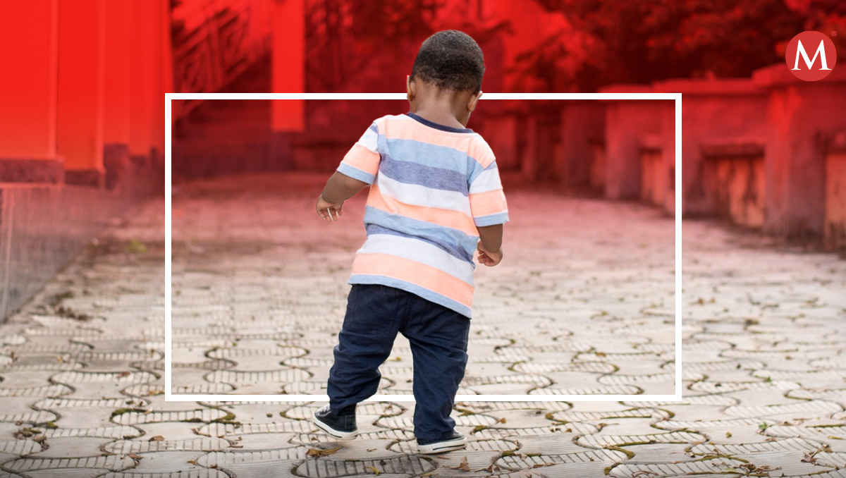 Niños son encontrados drogados en medio de la calle. | Freepik
