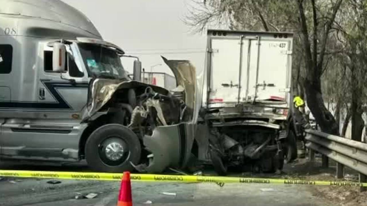 Choque fatal en Autopista México-Querétaro deja 1 muerto y 4 heridos