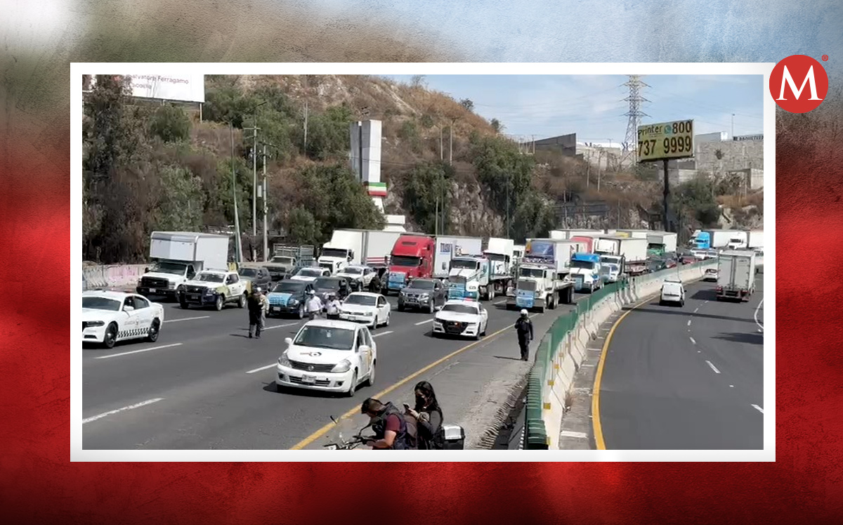 Manifestación y bloqueo de transportistas en la autopista México-Querétaro. | Fernando Cruz