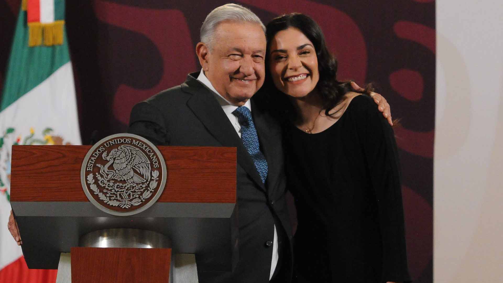 Vilchis NO buscará la candidatura a la alcaldía de Puebla; "se va a quedar": AMLO