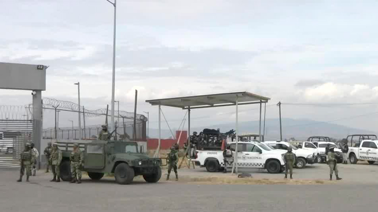 Autoridades realizan fuerte operativo en penal del Altiplano
