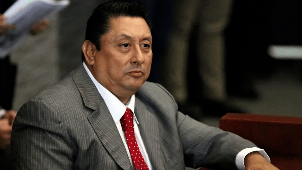 Otorgan suspensión definitiva a Uriel Carmona por caso Ariadna Fernanda