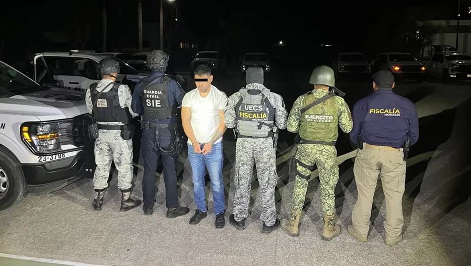 Detienen a 'El Peggy', cobrador de cuotas en Buenavista, Michoacán